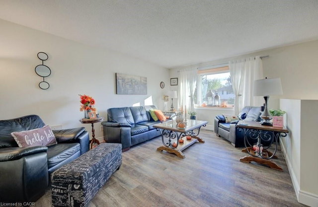 34 Willow Green Court