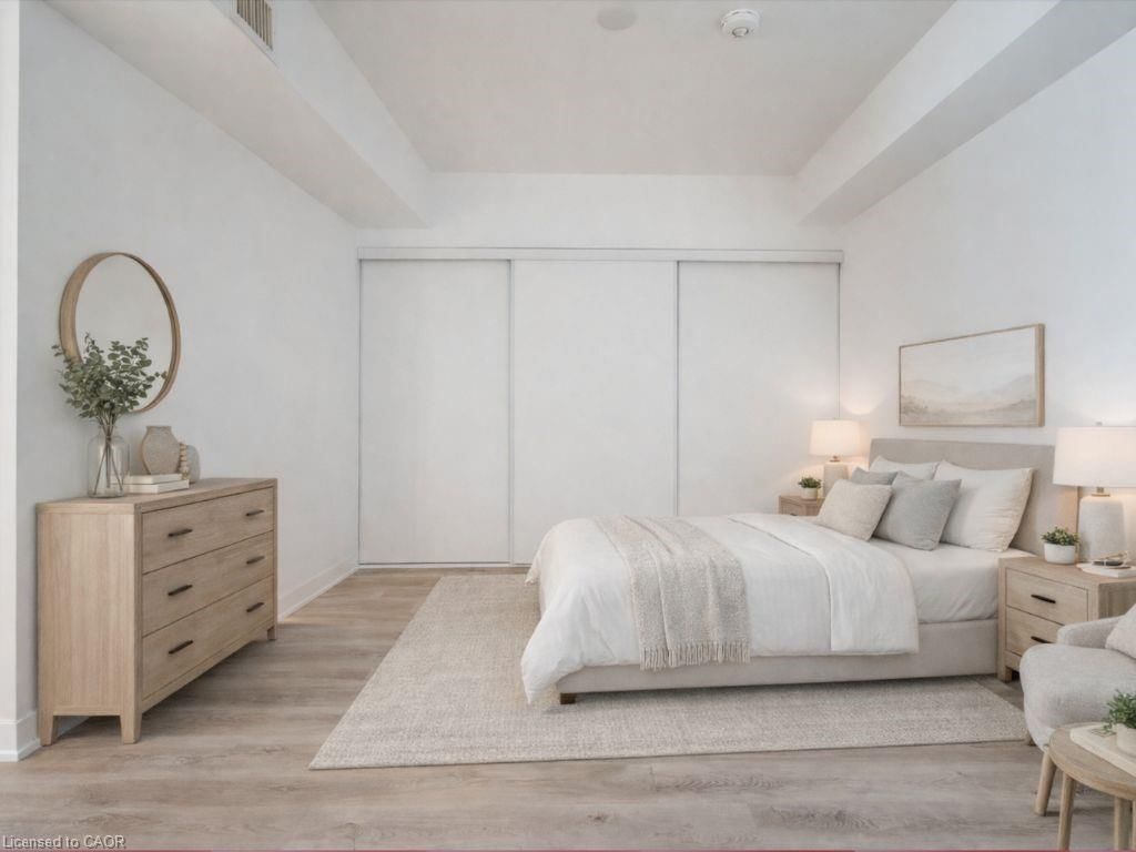 Condo/Apt Unit for sale at 309-370 Martha Street, Burlington, ON, L7R 0G9 - Central - MLS: 40806099