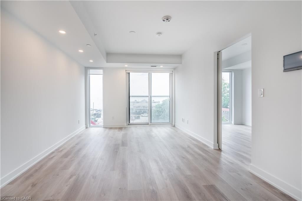 Condo/Apt Unit for sale at 309-370 Martha Street, Burlington, ON, L7R 0G9 - Central - MLS: 40806099