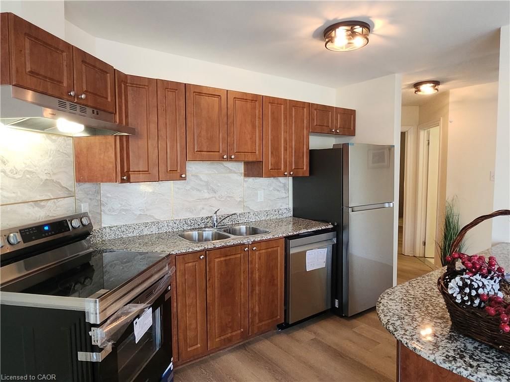 Condo/Apt Unit for sale at 214-135 James Street, Hamilton, ON, L8P 2Z6 - Durand North - MLS: 40806182