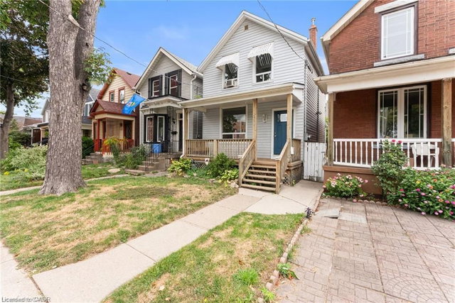 Upper - 208 East Avenue N