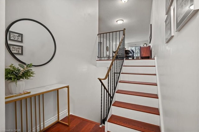 16 - 205 Highland Crescent