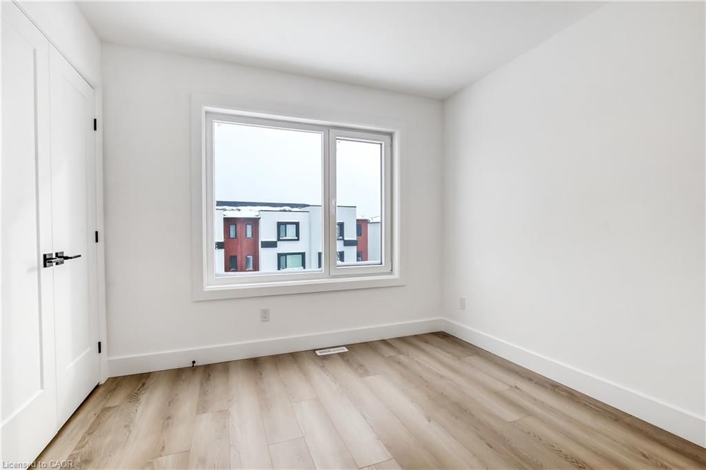 Row/Townhouse for sale at 3361 David Milne Way, London, ON, N6L 0A5 - South W - MLS: 40806417