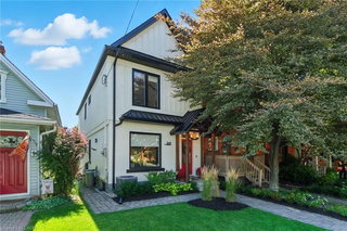 369 Charlton Avenue W