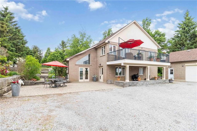 221 Old Onondaga Road E