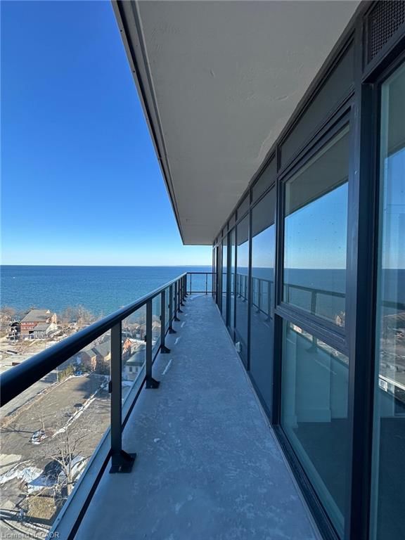 Condo/Apt Unit for sale at 1403-370 Martha Street, Burlington, ON, L7R 0G9 - Central - MLS: 40806511