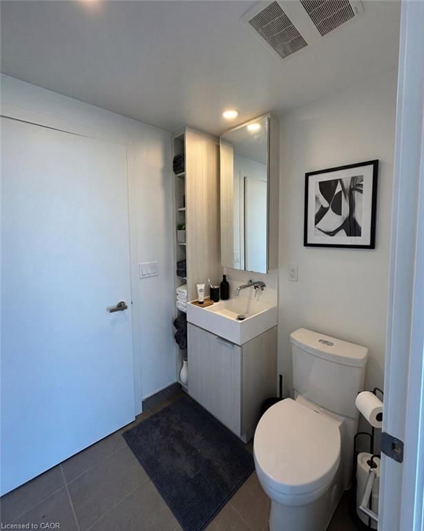 Condo/Apt Unit for sale at 1403-370 Martha Street, Burlington, ON, L7R 0G9 - Central - MLS: 40806511