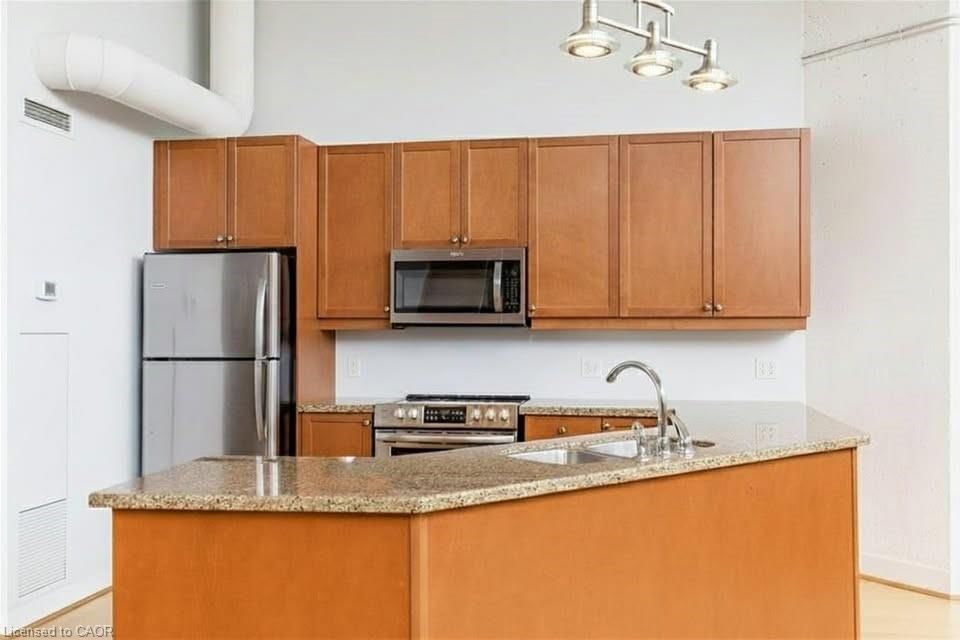 Condo/Apt Unit for sale at 106-66 Bay Street, Hamilton, ON, L8P 4Z6 - Durand North - MLS: 40806539