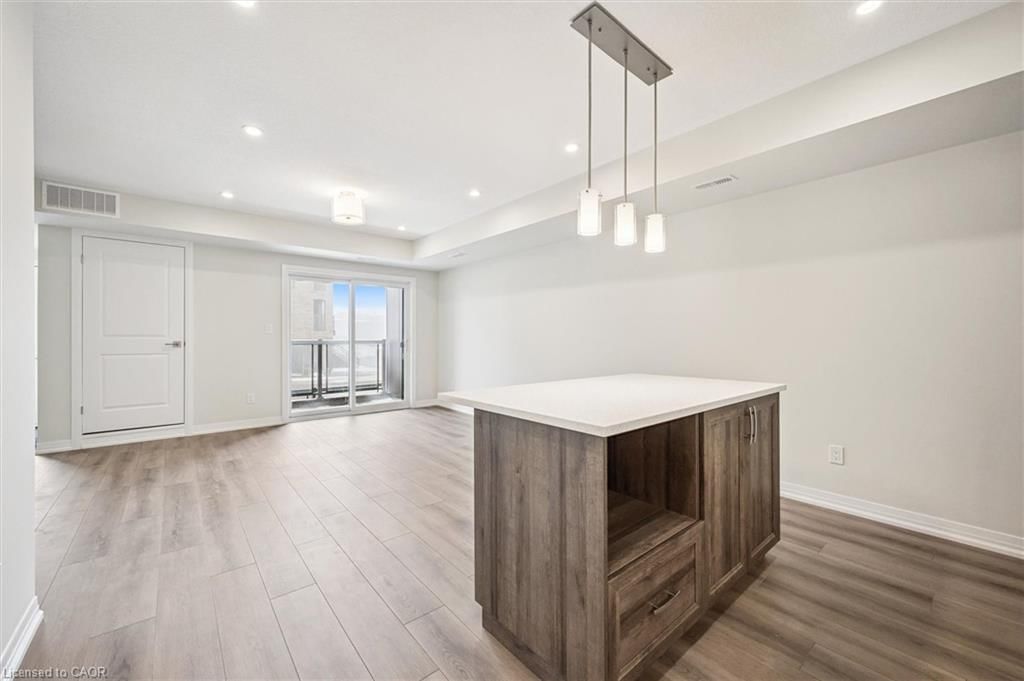 Row/Townhouse sold at 40 Urbane Boulevard, Kitchener, ON, N2E 0H8 - Trussler - MLS: 40806653