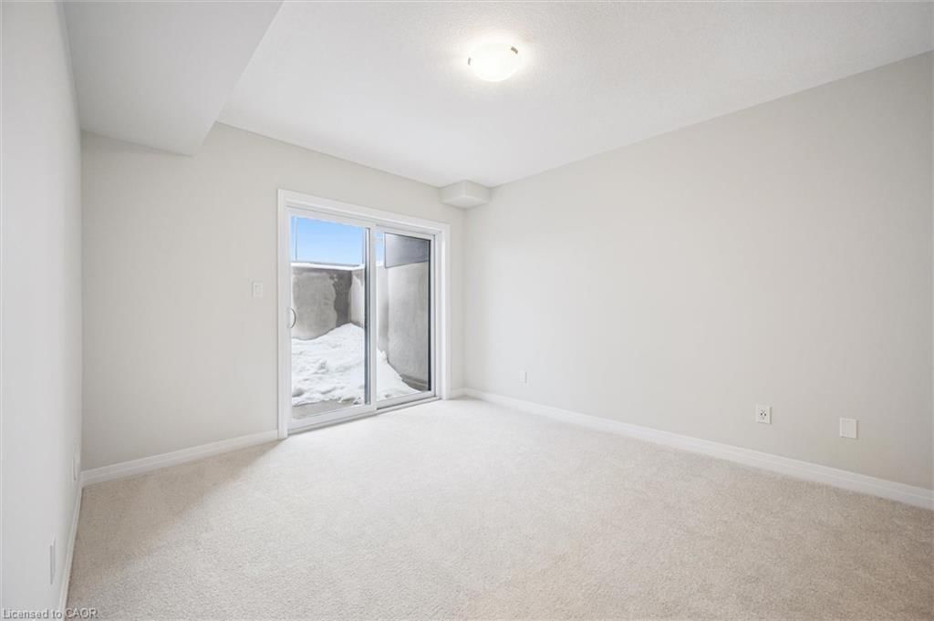 Row/Townhouse sold at 40 Urbane Boulevard, Kitchener, ON, N2E 0H8 - Trussler - MLS: 40806653
