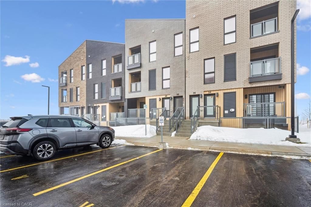 Row/Townhouse sold at 40 Urbane Boulevard, Kitchener, ON, N2E 0H8 - Trussler - MLS: 40806653