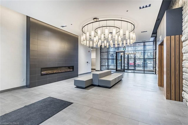 409 - 247 Northfield Drive E