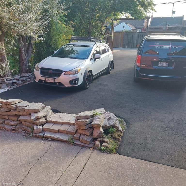 Condo/Apt Unit for lease at 1-114 Tisdale Street, Hamilton, ON, L8L 5M6 - Landsdale - MLS: 40806977