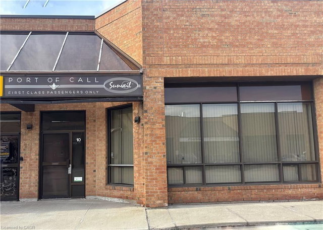 10 - 785 Pacific Road