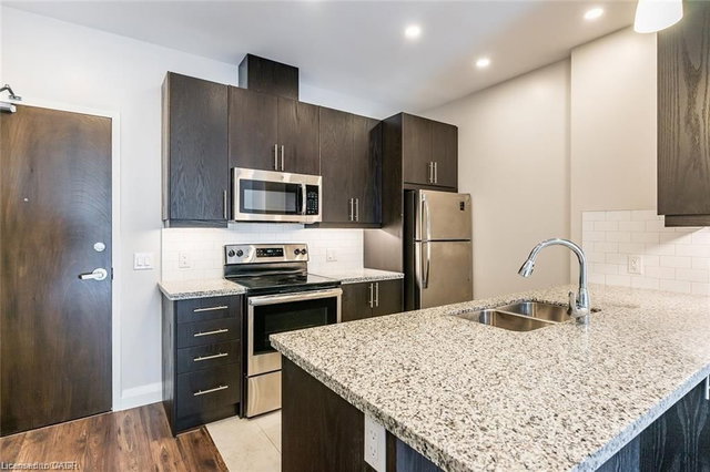 311 - 118 King Street E