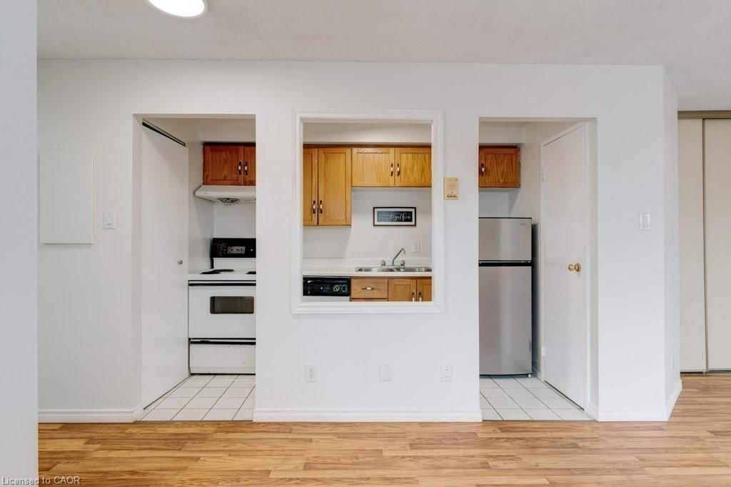 Condo/Apt Unit for lease at 207-175 Hunter Street, Hamilton, ON, L8N 4E7 - Corktown - MLS: 40807651