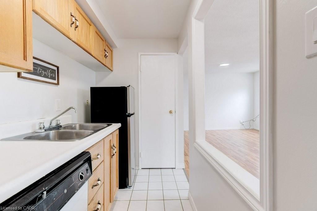 Condo/Apt Unit for lease at 207-175 Hunter Street, Hamilton, ON, L8N 4E7 - Corktown - MLS: 40807651