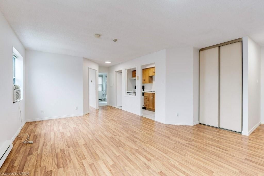 Condo/Apt Unit for lease at 207-175 Hunter Street, Hamilton, ON, L8N 4E7 - Corktown - MLS: 40807651