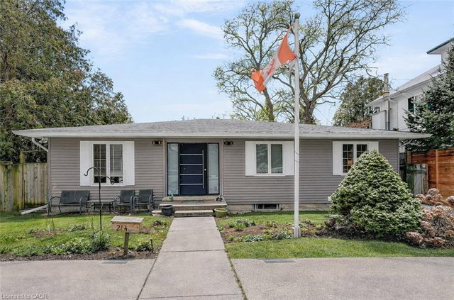 LOWER - 214 Main Street E