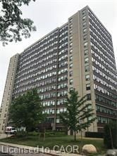 805 - 120 Duke Street