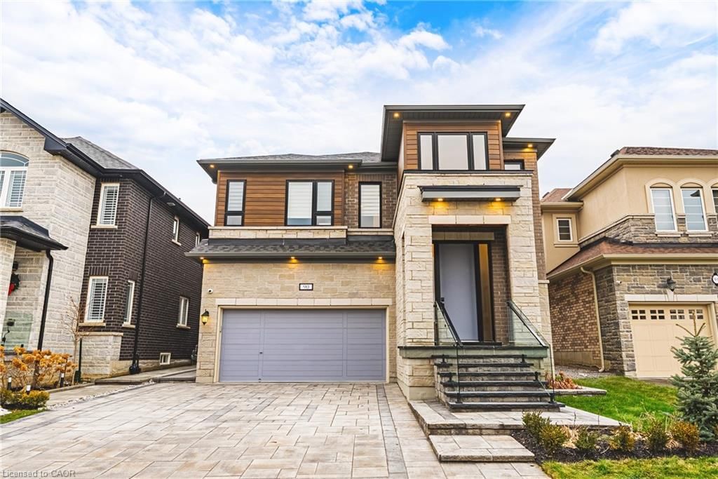 Single Family Residence for sale at 90 Robertson Road, Ancaster, ON, L9K 0H8 - Meadowlands - MLS: 40807999