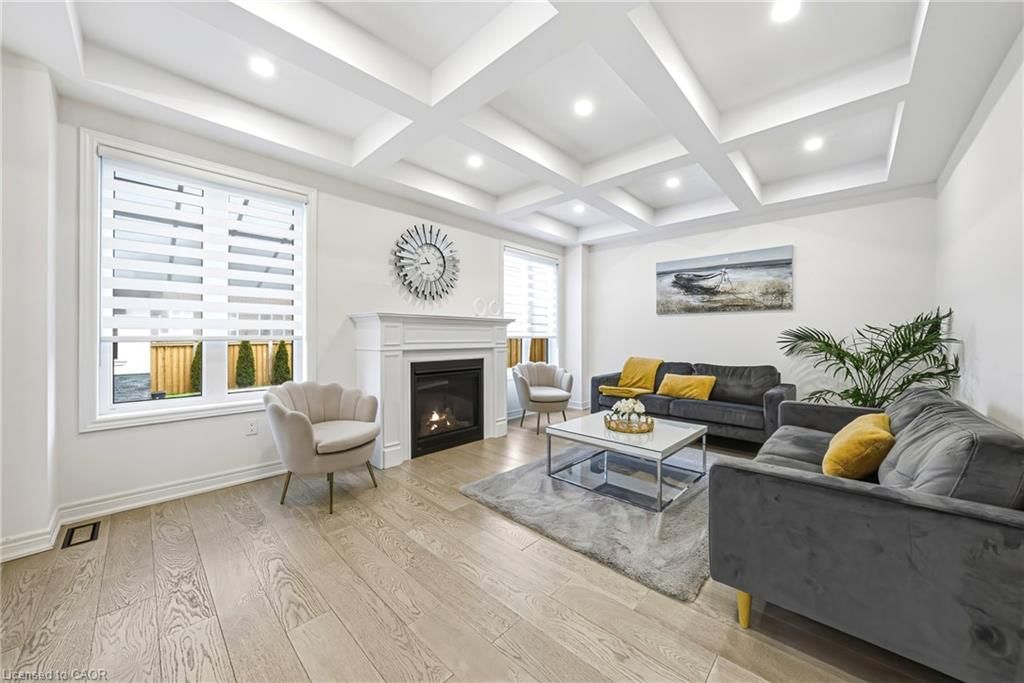 Single Family Residence for sale at 90 Robertson Road, Ancaster, ON, L9K 0H8 - Meadowlands - MLS: 40807999