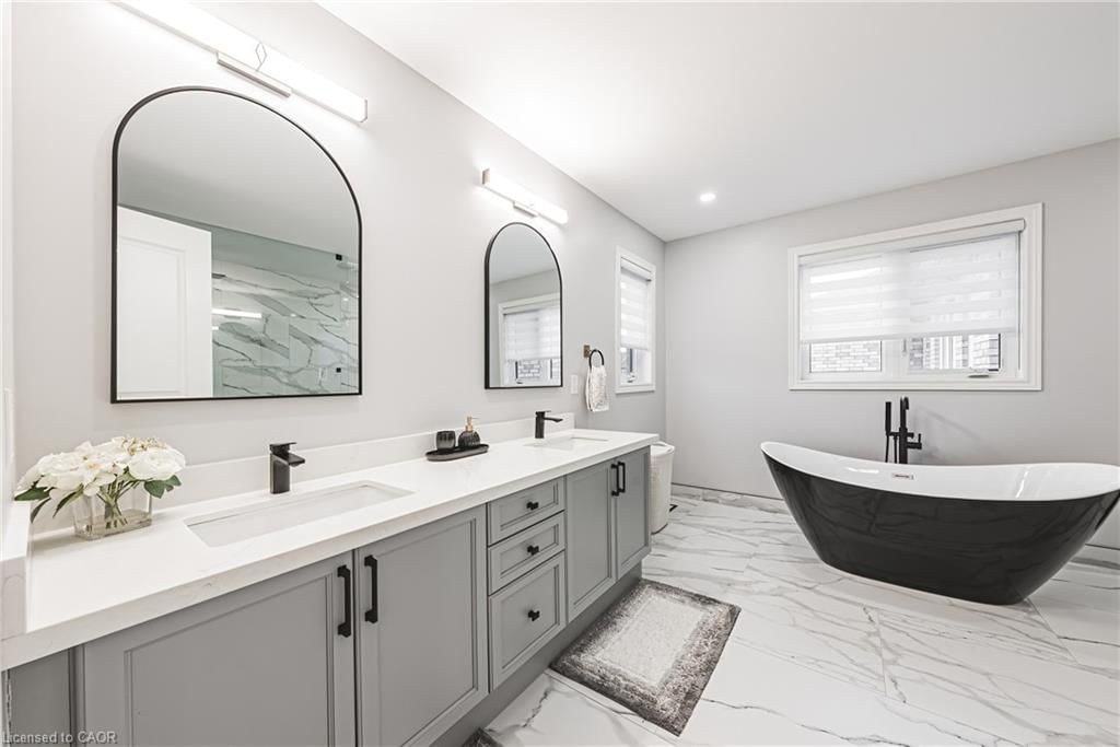 Single Family Residence for sale at 90 Robertson Road, Ancaster, ON, L9K 0H8 - Meadowlands - MLS: 40807999