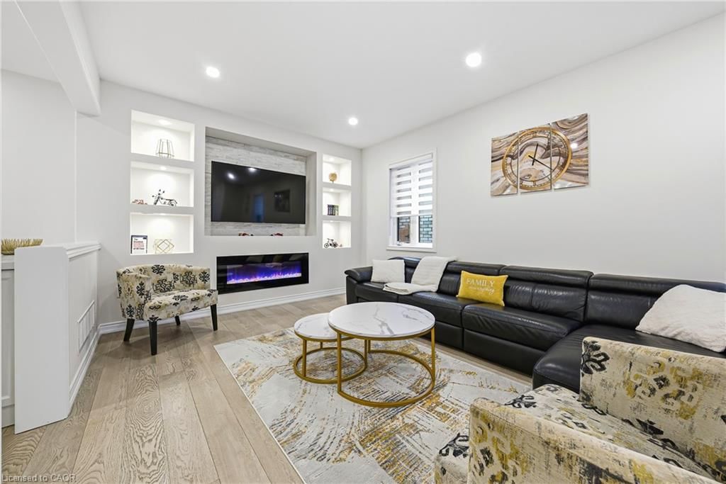 Single Family Residence for sale at 90 Robertson Road, Ancaster, ON, L9K 0H8 - Meadowlands - MLS: 40807999