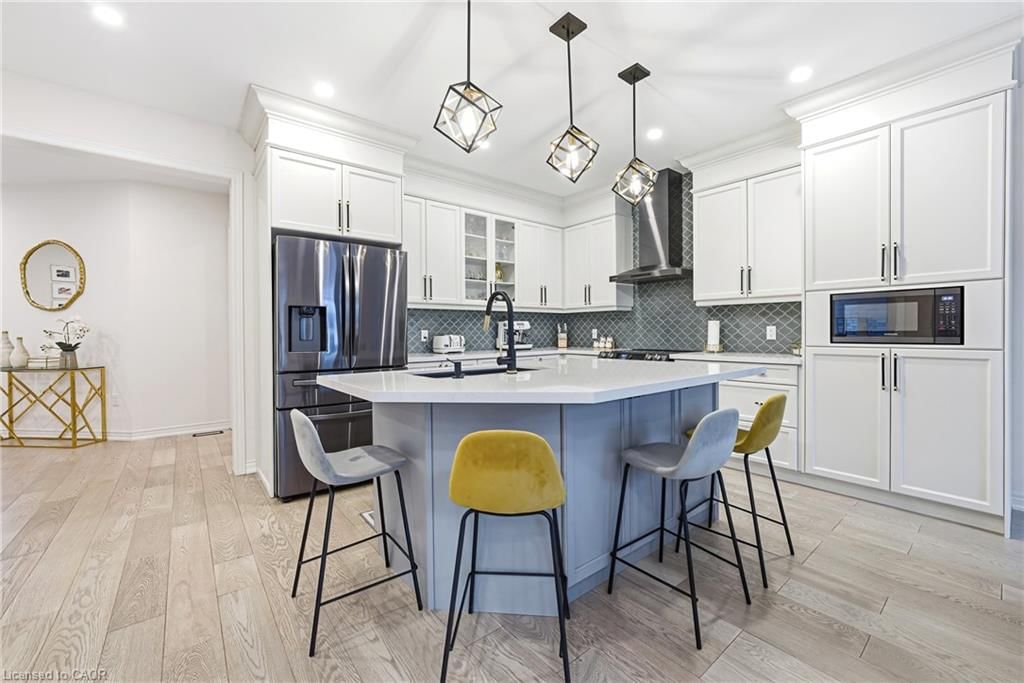 Single Family Residence for sale at 90 Robertson Road, Ancaster, ON, L9K 0H8 - Meadowlands - MLS: 40807999