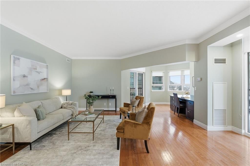 Condo/Apt Unit for sale at 512-399 Elizabeth Street, Burlington, ON, L7R 0A4 - Central - MLS: 40808026