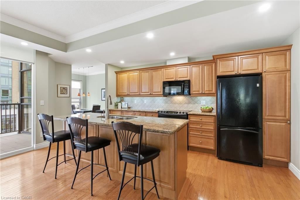 Condo/Apt Unit for sale at 512-399 Elizabeth Street, Burlington, ON, L7R 0A4 - Central - MLS: 40808026