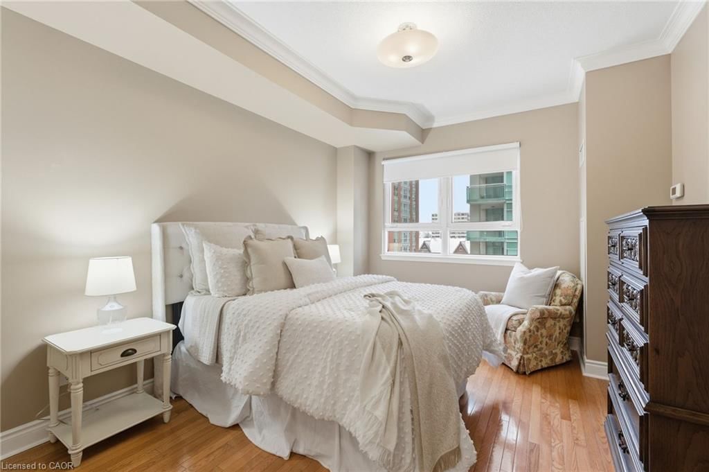 Condo/Apt Unit for sale at 512-399 Elizabeth Street, Burlington, ON, L7R 0A4 - Central - MLS: 40808026