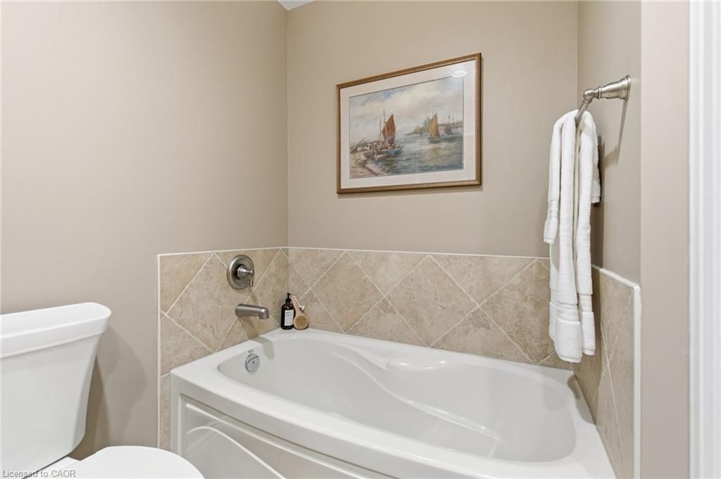 Condo/Apt Unit for sale at 512-399 Elizabeth Street, Burlington, ON, L7R 0A4 - Central - MLS: 40808026