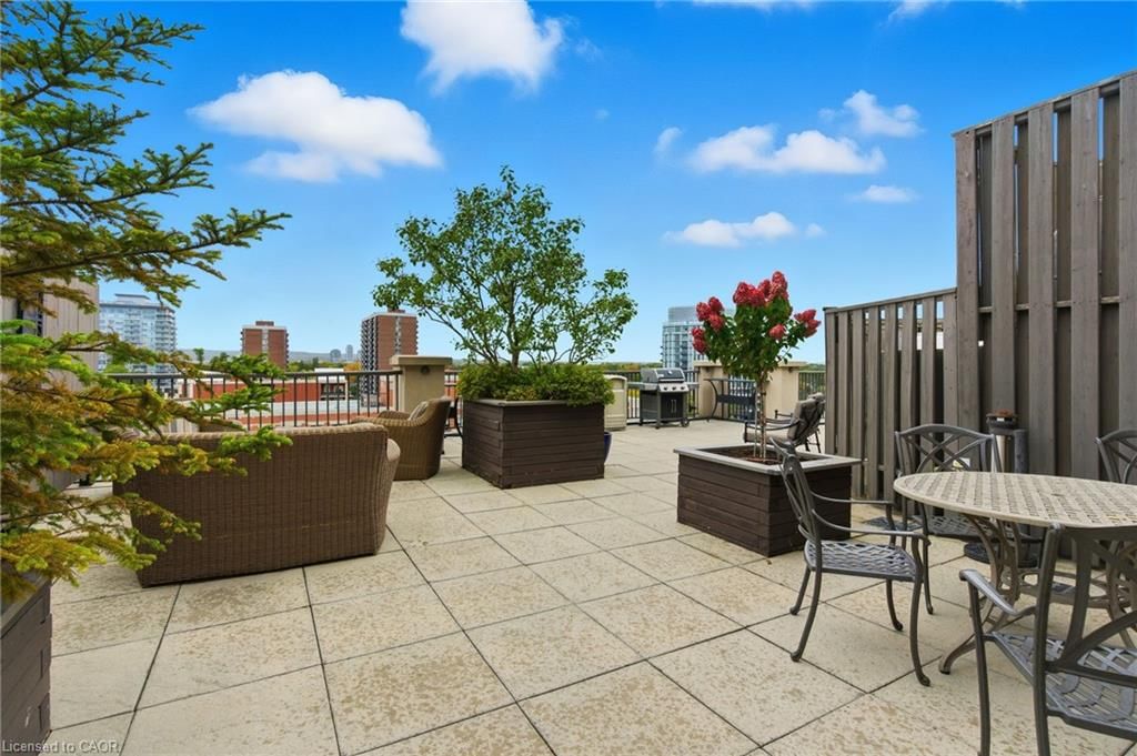 Condo/Apt Unit for sale at 512-399 Elizabeth Street, Burlington, ON, L7R 0A4 - Central - MLS: 40808026