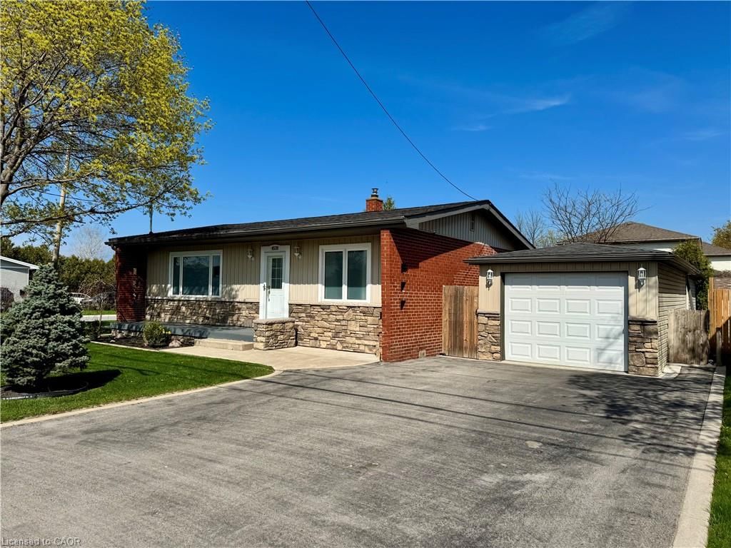 Single Family Residence sold at 4539 Ontario Street, Lincoln, ON, L0R 1B5 - Lincoln Lake - MLS: 40808186