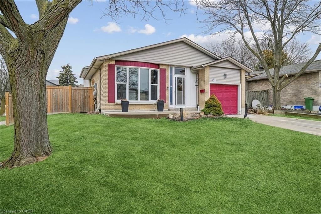 Single Family Residence sold at 179 Athenia Drive, Stoney Creek, ON, L8J 1T4 - Heritage Green - MLS: 40808263