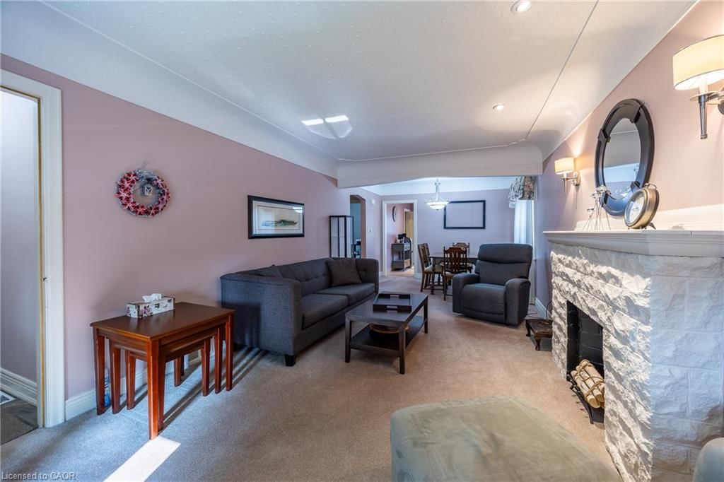 Single Family Residence for sale at 290 East 14th Street, Hamilton, ON, L9A 4B9 - Inch Park - MLS: 40808447