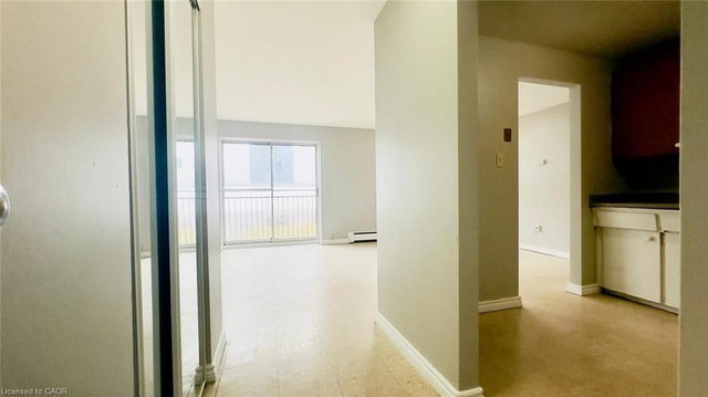 104 - 76 Brybeck Crescent