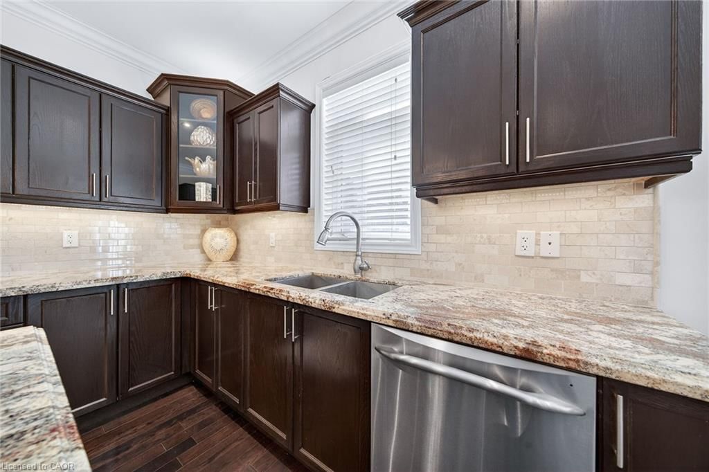 Single Family Residence for sale at 132 Grandell Drive, Ancaster, ON, L9K 0H7 - Meadowlands - MLS: 40809092