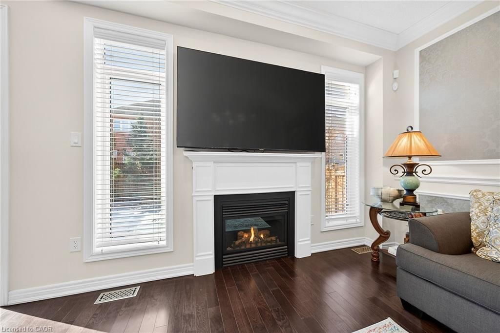 Single Family Residence for sale at 132 Grandell Drive, Ancaster, ON, L9K 0H7 - Meadowlands - MLS: 40809092