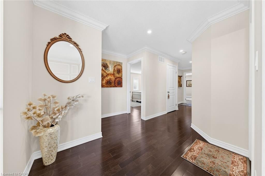 Single Family Residence for sale at 132 Grandell Drive, Ancaster, ON, L9K 0H7 - Meadowlands - MLS: 40809092