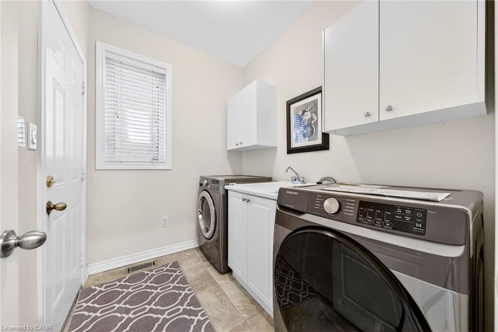 Single Family Residence for sale at 132 Grandell Drive, Ancaster, ON, L9K 0H7 - Meadowlands - MLS: 40809092