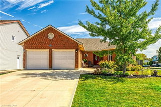 35 Highland Boulevard