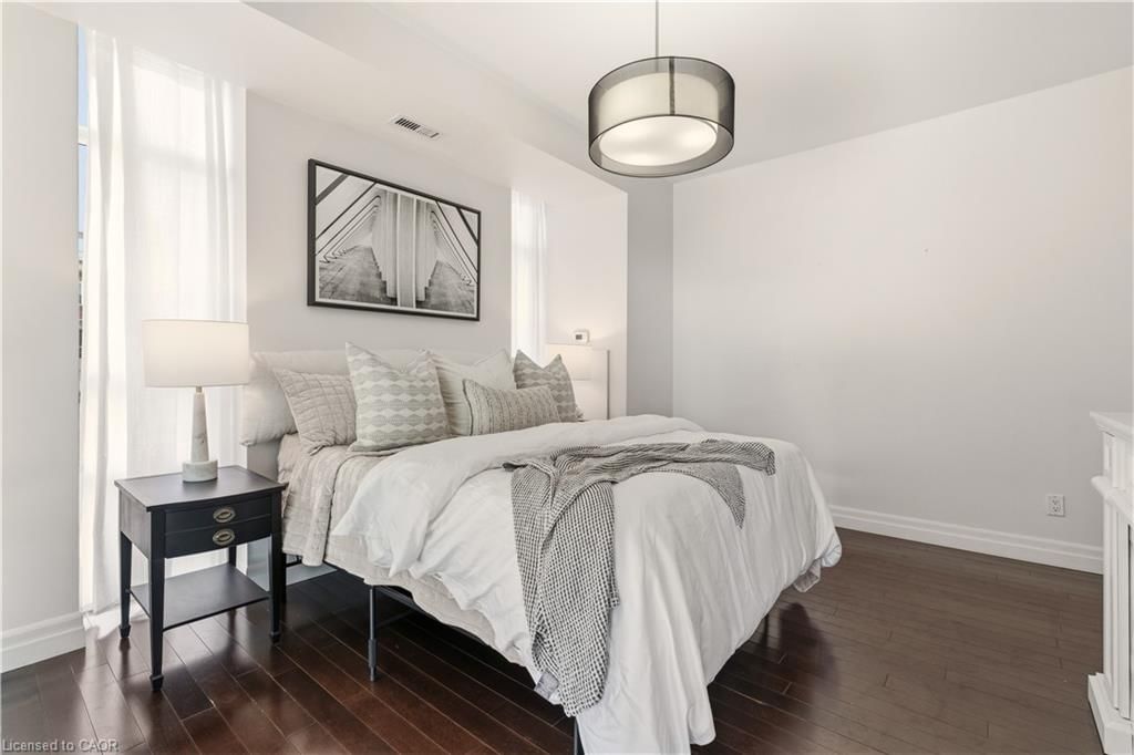 Condo/Apt Unit for sale at 804-360 Pearl Street, Burlington, ON, L7R 1E1 - Central - MLS: 40809258