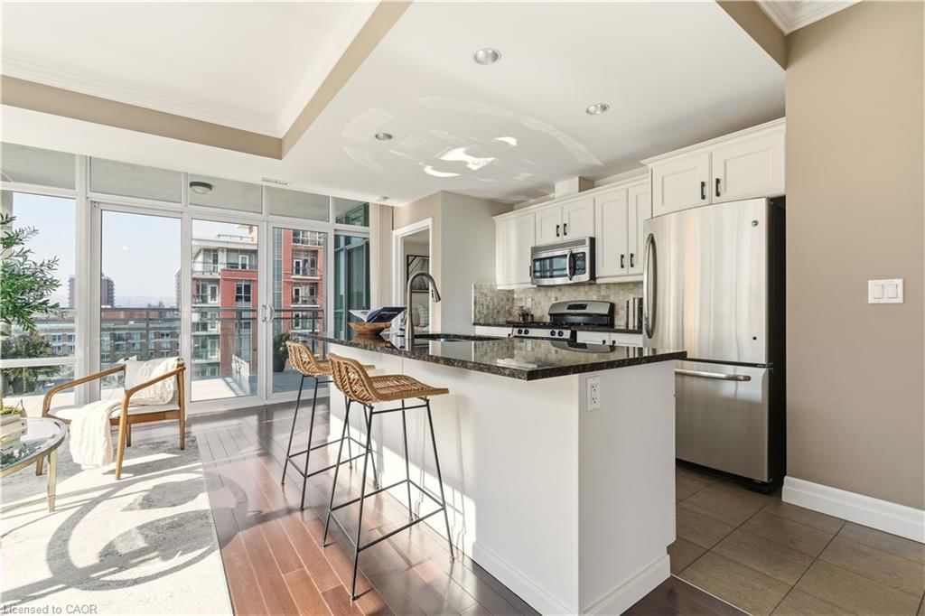 Condo/Apt Unit for sale at 804-360 Pearl Street, Burlington, ON, L7R 1E1 - Central - MLS: 40809258