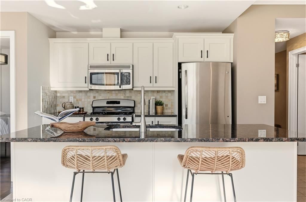 Condo/Apt Unit for sale at 804-360 Pearl Street, Burlington, ON, L7R 1E1 - Central - MLS: 40809258