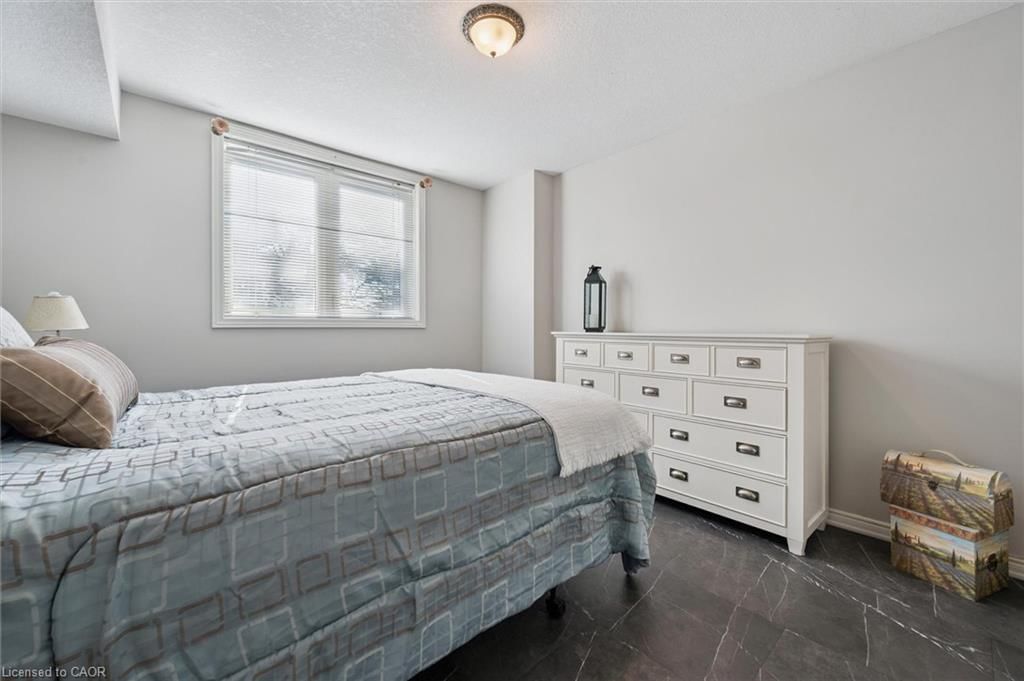 Single Family Residence for sale at 663 Heathcliffe Place, Waterloo, ON, N2T 2P3 - Westvale - MLS: 40809378