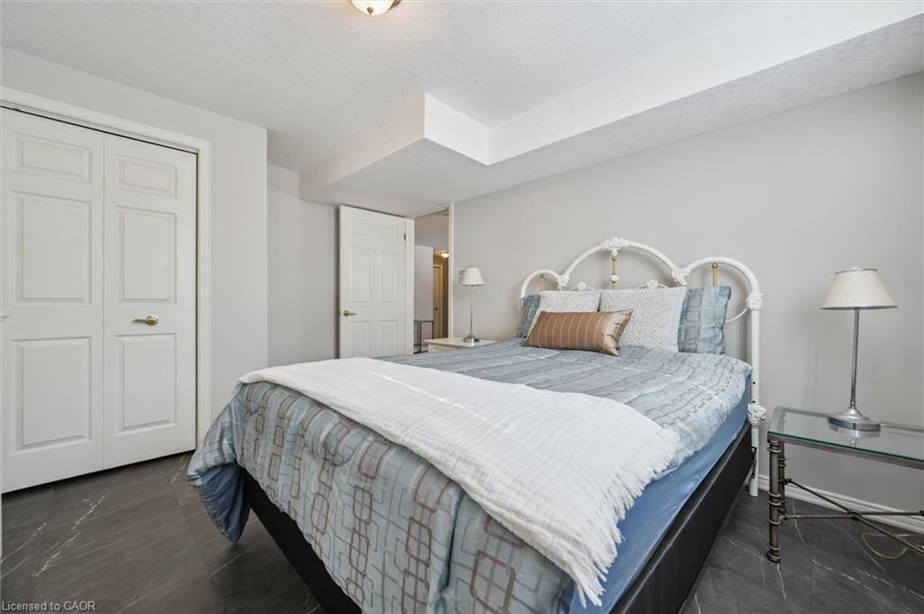 Single Family Residence for sale at 663 Heathcliffe Place, Waterloo, ON, N2T 2P3 - Westvale - MLS: 40809378