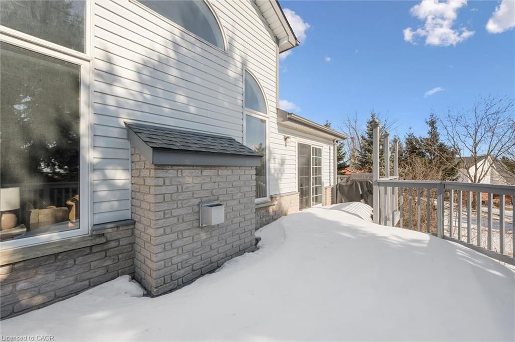 Single Family Residence for sale at 663 Heathcliffe Place, Waterloo, ON, N2T 2P3 - Westvale - MLS: 40809378