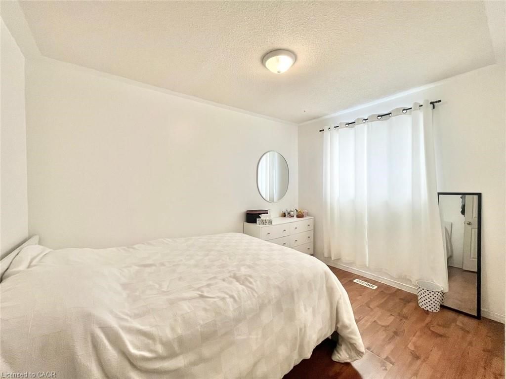 Single Family Residence for sale at 338 Fleming Drive, London, ON, N5V 4Y6 - East D - MLS: 40809393